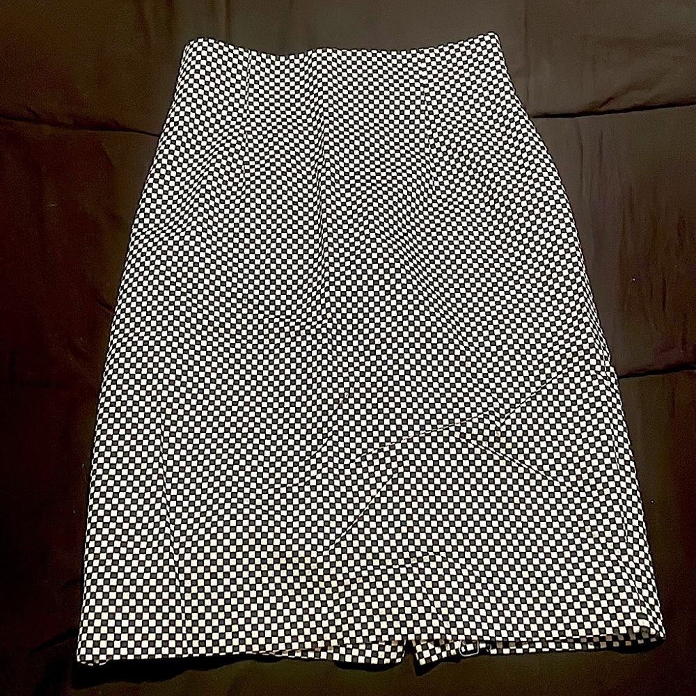 VINTAGE black and white checkered leather pencil skirt
